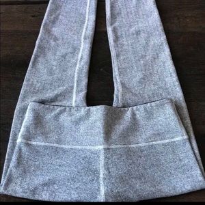 Lululemon Rare Ghost Herringbone Leggings size 4